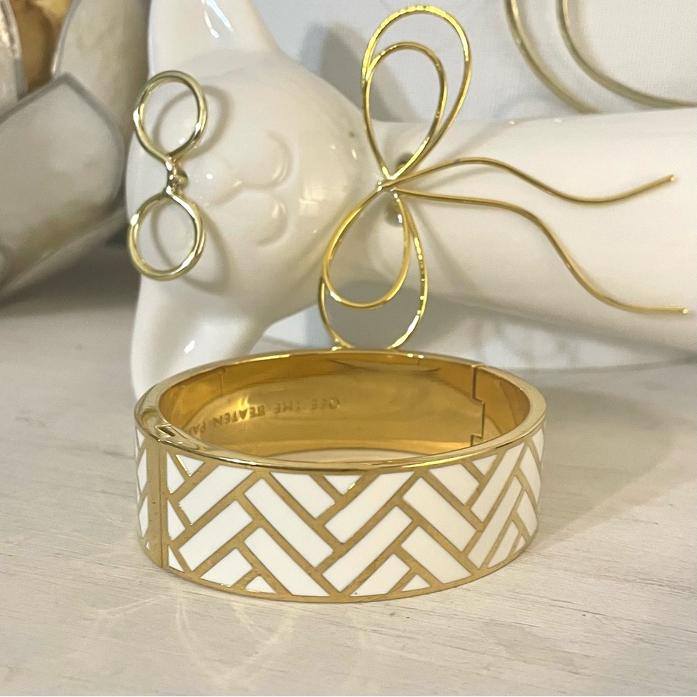 Kate Spade “Off the Beaten Path” Hinged 14 Karat Gold Plated Bracelet